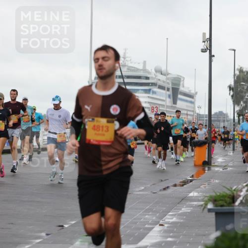13.09.2026 - Kiel Lauf Andreas Tolksdorf http://msf.ph/oto/10400880 13.09.2026 10:58:38 Kiellinie 6731, 1465, 4, 3648, 4813, 3, 100 meine-sportfotos.de