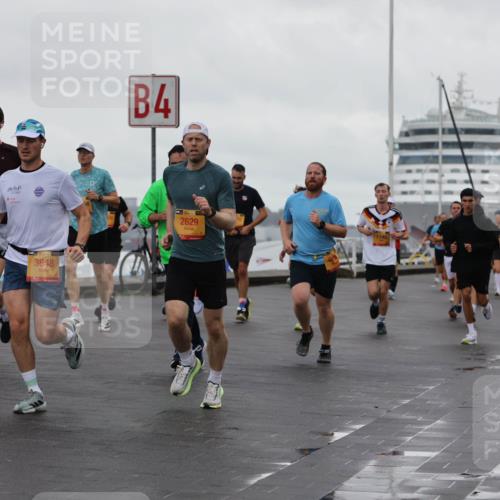 13.09.2026 - Kiel Lauf Andreas Tolksdorf http://msf.ph/oto/10400898 13.09.2026 10:58:41 Kiellinie 39, 3648, 4, 39, 2629, 3, 7570 meine-sportfotos.de