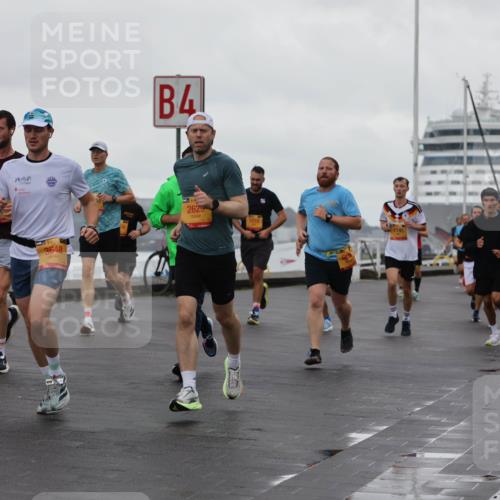 13.09.2026 - Kiel Lauf Andreas Tolksdorf http://msf.ph/oto/10400900 13.09.2026 10:58:41 Kiellinie 3648, 4, 2629, 7218, 1145 meine-sportfotos.de