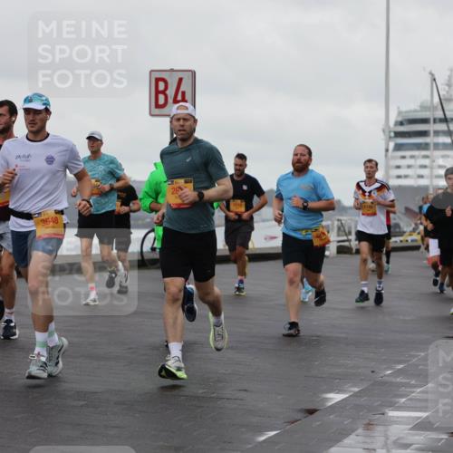 13.09.2026 - Kiel Lauf Andreas Tolksdorf http://msf.ph/oto/10400901 13.09.2026 10:58:41 Kiellinie 7218, 3648, 7570 meine-sportfotos.de