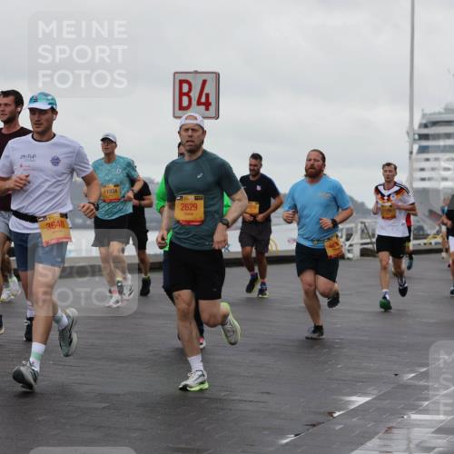 13.09.2026 - Kiel Lauf Andreas Tolksdorf http://msf.ph/oto/10400904 13.09.2026 10:58:41 Kiellinie 39, 3648, 4, 11334, 39, 2629, 63, 7570 meine-sportfotos.de