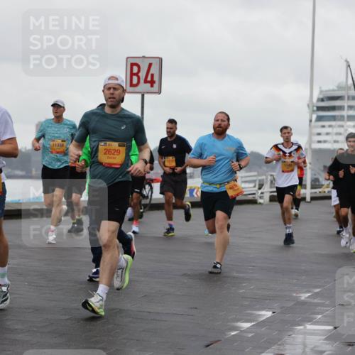 13.09.2026 - Kiel Lauf Andreas Tolksdorf http://msf.ph/oto/10400910 13.09.2026 10:58:41 Kiellinie 3648, 11334, 38, 2629, 4, 7218, 1145 meine-sportfotos.de