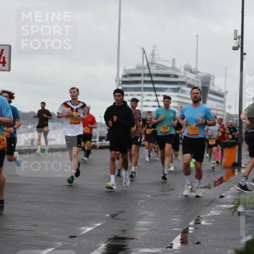 13.09.2026 - Kiel Lauf Andreas Tolksdorf http://msf.ph/oto/10400921 13.09.2026 10:58:42 Kiellinie 3673, 4, 1145, 7570, 1627, 4749 meine-sportfotos.de