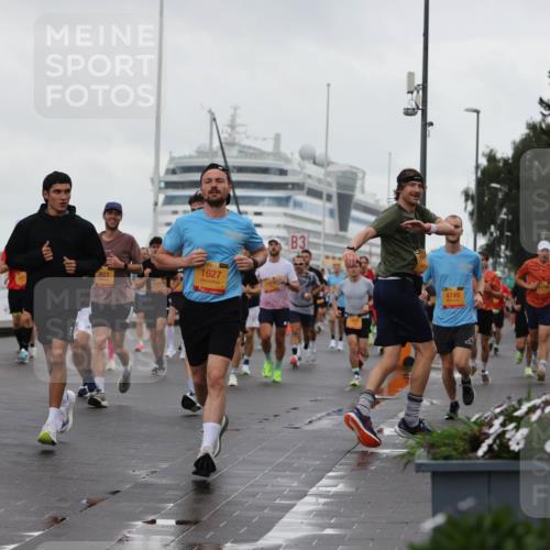 13.09.2026 - Kiel Lauf Andreas Tolksdorf http://msf.ph/oto/10400942 13.09.2026 10:58:43 Kiellinie 4, 1145, 3921, 1627, 3, 4749 meine-sportfotos.de