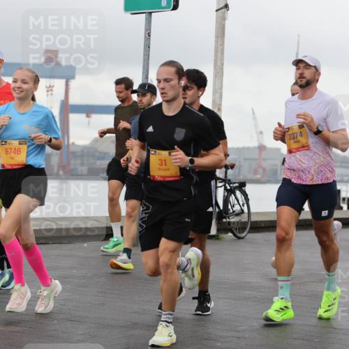 13.09.2026 - Kiel Lauf Andreas Tolksdorf http://msf.ph/oto/10401008 13.09.2026 10:58:49 Kiellinie 34, 1, 38, 43, 6746, 1439, 31, 2374, 7097 meine-sportfotos.de
