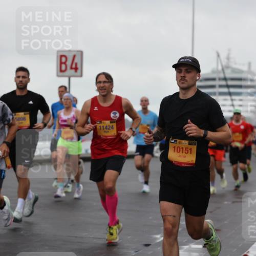 13.09.2026 - Kiel Lauf Andreas Tolksdorf http://msf.ph/oto/10401025 13.09.2026 10:58:51 Kiellinie 4, 5898, 11424, 38, 10151 meine-sportfotos.de