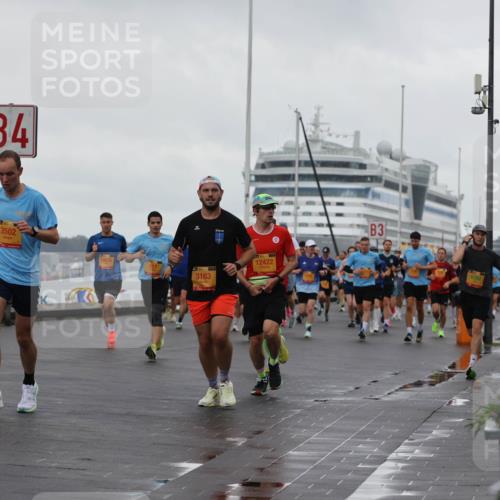 13.09.2026 - Kiel Lauf Andreas Tolksdorf http://msf.ph/oto/10401039 13.09.2026 10:58:52 Kiellinie 4, 3502, 3163, 12422, 3 meine-sportfotos.de