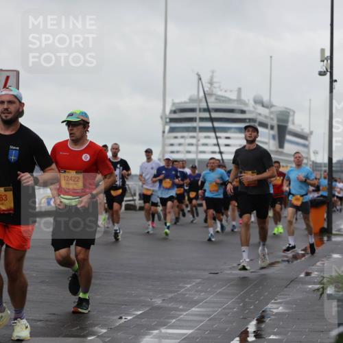 13.09.2026 - Kiel Lauf Andreas Tolksdorf http://msf.ph/oto/10401073 13.09.2026 10:58:54 Kiellinie 817, 39, 3163, 12422, 0 meine-sportfotos.de