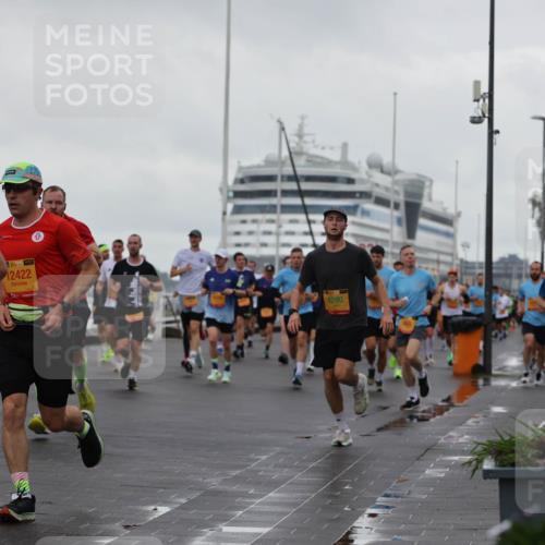 13.09.2026 - Kiel Lauf Andreas Tolksdorf http://msf.ph/oto/10401078 13.09.2026 10:58:54 Kiellinie 4, 39, 3163, 38, 12422, 0, 4290, 11812, 12 meine-sportfotos.de