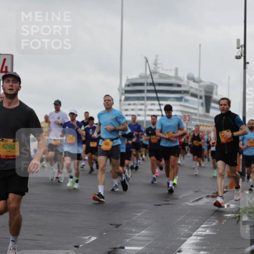 13.09.2026 - Kiel Lauf Andreas Tolksdorf http://msf.ph/oto/10401117 13.09.2026 10:58:56 Kiellinie 4, 38, 4290, 83 meine-sportfotos.de
