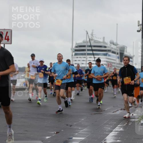 13.09.2026 - Kiel Lauf Andreas Tolksdorf http://msf.ph/oto/10401120 13.09.2026 10:58:56 Kiellinie 4, 38, 505, 3, 11812 meine-sportfotos.de