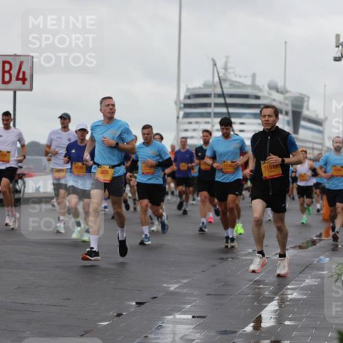 13.09.2026 - Kiel Lauf Andreas Tolksdorf http://msf.ph/oto/10401132 13.09.2026 10:58:57 Kiellinie 4, 505, 11812 meine-sportfotos.de