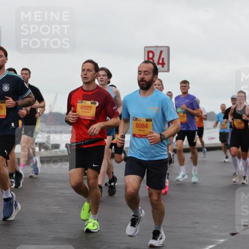13.09.2026 - Kiel Lauf Andreas Tolksdorf http://msf.ph/oto/10401187 13.09.2026 10:59:01 Kiellinie 4, 1, 39, 6395, 38, 6622, 6084, 181 meine-sportfotos.de
