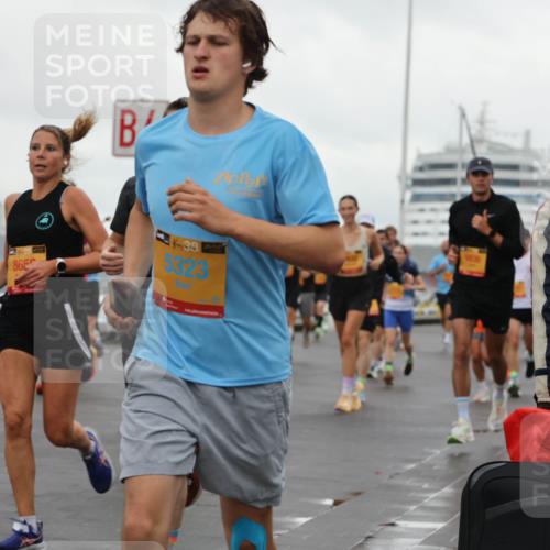 13.09.2026 - Kiel Lauf Andreas Tolksdorf http://msf.ph/oto/10401209 13.09.2026 10:59:17 Kiellinie 1288, 8656, 38, 5323 meine-sportfotos.de