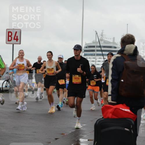 13.09.2026 - Kiel Lauf Andreas Tolksdorf http://msf.ph/oto/10401215 13.09.2026 10:59:18 Kiellinie 4, 3281, 7832, 7780, 9836, 4991, 11922 meine-sportfotos.de