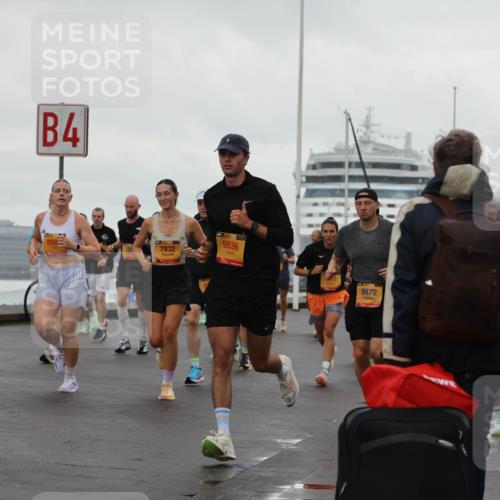 13.09.2026 - Kiel Lauf Andreas Tolksdorf http://msf.ph/oto/10401221 13.09.2026 10:59:18 Kiellinie 4, 7832, 9836, 828, 11, 8872, 11922 meine-sportfotos.de