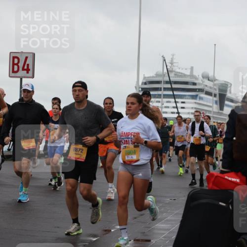 13.09.2026 - Kiel Lauf Andreas Tolksdorf http://msf.ph/oto/10401240 13.09.2026 10:59:20 Kiellinie 1, 100, 9836, 195, 4, 7780, 8872, 1, 39, 7804 meine-sportfotos.de