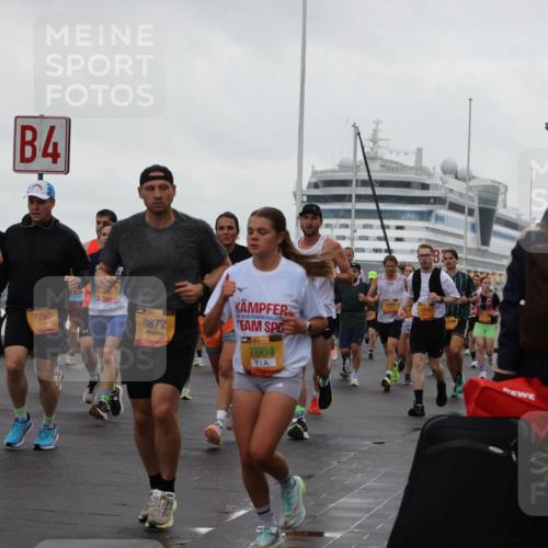 13.09.2026 - Kiel Lauf Andreas Tolksdorf http://msf.ph/oto/10401242 13.09.2026 10:59:20 Kiellinie 1, 39, 7832, 4, 7780, 8872, 704, 7804, 5894, 7078 meine-sportfotos.de