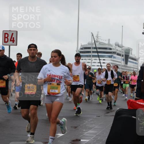 13.09.2026 - Kiel Lauf Andreas Tolksdorf http://msf.ph/oto/10401248 13.09.2026 10:59:20 Kiellinie 780, 4, 7780, 1435, 8872, 1, 39, 7804, 2422 meine-sportfotos.de