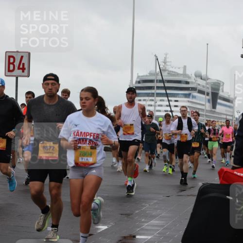 13.09.2026 - Kiel Lauf Andreas Tolksdorf http://msf.ph/oto/10401249 13.09.2026 10:59:20 Kiellinie 7780, 4, 35, 8872, 7804, 2422 meine-sportfotos.de