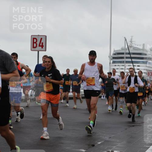 13.09.2026 - Kiel Lauf Andreas Tolksdorf http://msf.ph/oto/10401256 13.09.2026 10:59:21 Kiellinie 7804, 12079, 4, 39, 4991, 1, 30, 2422, 3354, 7078, 3, 11922 meine-sportfotos.de