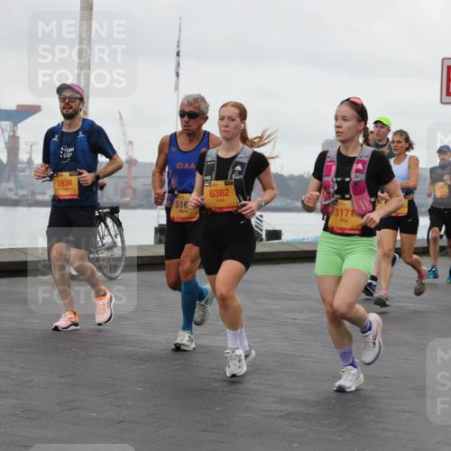 13.09.2026 - Kiel Lauf Andreas Tolksdorf http://msf.ph/oto/10401343 13.09.2026 10:59:28 Kiellinie 39, 1938, 4, 39, 516, 39, 6382, 38, 3171, 903, 4, 1108 meine-sportfotos.de