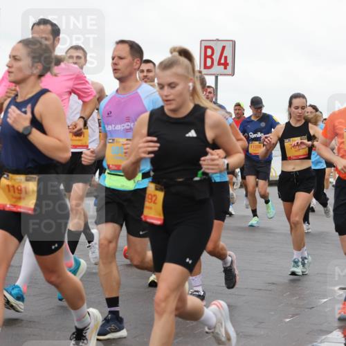 13.09.2026 - Kiel Lauf Andreas Tolksdorf http://msf.ph/oto/10401370 13.09.2026 10:59:31 Kiellinie 39, 856, 1191, 4, 11328, 1, 138, 2516, 92 meine-sportfotos.de