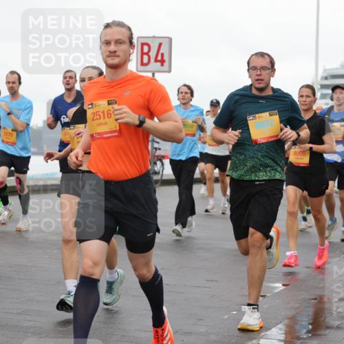 13.09.2026 - Kiel Lauf Andreas Tolksdorf http://msf.ph/oto/10401384 13.09.2026 10:59:32 Kiellinie 839, 2270, 38, 2516, 4, 3638, 38, 6822, 8000, 9688 meine-sportfotos.de