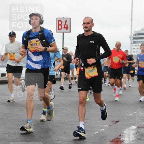 13.09.2026 - Kiel Lauf Andreas Tolksdorf http://msf.ph/oto/10401410 13.09.2026 10:59:34 Kiellinie 4335, 38, 9688, 4, 11663 meine-sportfotos.de