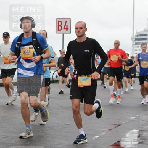 13.09.2026 - Kiel Lauf Andreas Tolksdorf http://msf.ph/oto/10401413 13.09.2026 10:59:34 Kiellinie 433, 9688, 4, 11663, 4066 meine-sportfotos.de