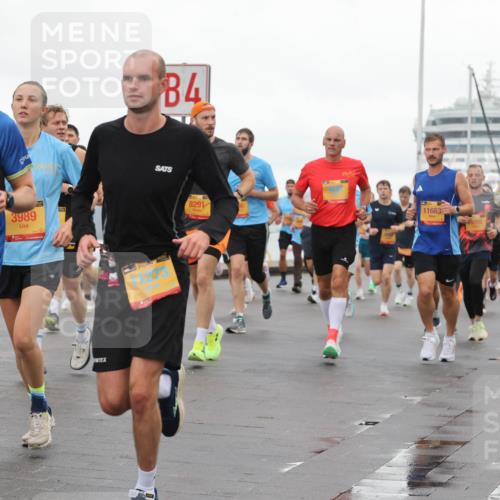 13.09.2026 - Kiel Lauf Andreas Tolksdorf http://msf.ph/oto/10401423 13.09.2026 10:59:34 Kiellinie 84, 1, 39, 9688, 3989, 11663, 8291, 066 meine-sportfotos.de