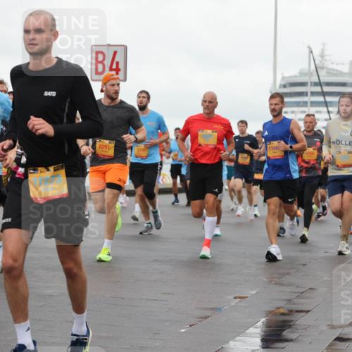 13.09.2026 - Kiel Lauf Andreas Tolksdorf http://msf.ph/oto/10401426 13.09.2026 10:59:35 Kiellinie 38, 989, 4, 8291, 3586, 1166, 4066 meine-sportfotos.de