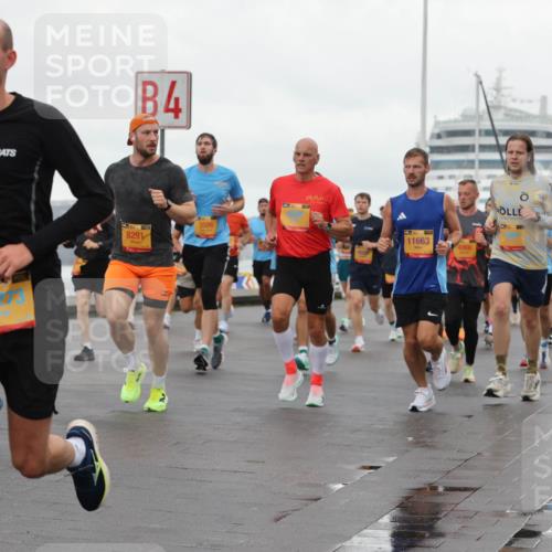 13.09.2026 - Kiel Lauf Andreas Tolksdorf http://msf.ph/oto/10401429 13.09.2026 10:59:35 Kiellinie 39, 38, 4, 8291, 3586, 11663, 4066 meine-sportfotos.de