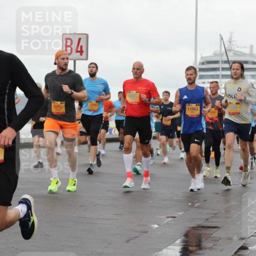 13.09.2026 - Kiel Lauf Andreas Tolksdorf http://msf.ph/oto/10401432 13.09.2026 10:59:35 Kiellinie 4, 8291, 3586, 11663, 066, 3 meine-sportfotos.de