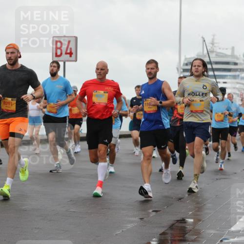 13.09.2026 - Kiel Lauf Andreas Tolksdorf http://msf.ph/oto/10401444 13.09.2026 10:59:35 Kiellinie 4, 1, 38, 8291, 3580, 4281, 116, 400, 7424 meine-sportfotos.de