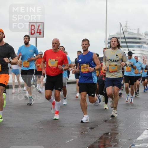 13.09.2026 - Kiel Lauf Andreas Tolksdorf http://msf.ph/oto/10401446 13.09.2026 10:59:35 Kiellinie 8291, 4, 3586, 39, 4281, 11663, 31, 4304, 839, 3, 7424 meine-sportfotos.de