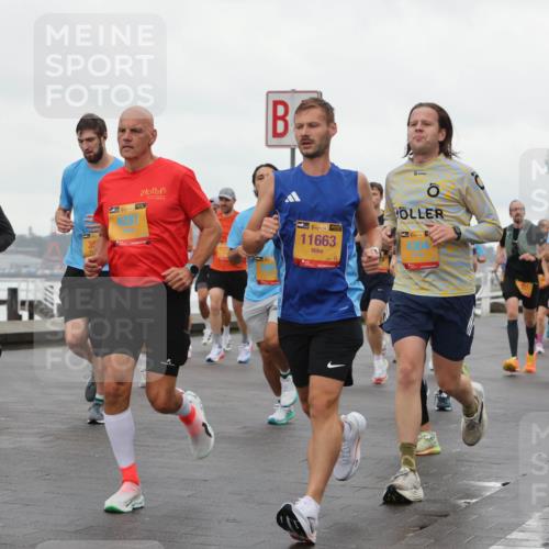 13.09.2026 - Kiel Lauf Andreas Tolksdorf http://msf.ph/oto/10401466 13.09.2026 10:59:36 Kiellinie 80, 39, 4281, 38, 11663, 38, 4304, 839 meine-sportfotos.de