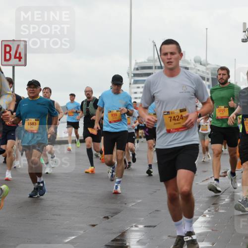 13.09.2026 - Kiel Lauf Andreas Tolksdorf http://msf.ph/oto/10401480 13.09.2026 10:59:37 Kiellinie 4, 1583, 839, 41939, 7424, 3721, 39, 7263, 4 meine-sportfotos.de