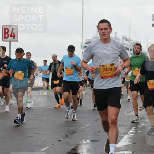 13.09.2026 - Kiel Lauf Andreas Tolksdorf http://msf.ph/oto/10401482 13.09.2026 10:59:38 Kiellinie 4, 1583, 839, 4, 39, 7424, 3721, 39, 7263 meine-sportfotos.de
