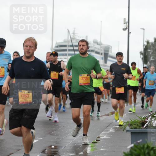 13.09.2026 - Kiel Lauf Andreas Tolksdorf http://msf.ph/oto/10401493 13.09.2026 10:59:39 Kiellinie 4, 839, 38, 7263, 166, 39, 3721, 9631 meine-sportfotos.de