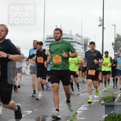 13.09.2026 - Kiel Lauf Andreas Tolksdorf http://msf.ph/oto/10401500 13.09.2026 10:59:39 Kiellinie 4, 38, 7263, 166, 988, 39, 3721, 9631 meine-sportfotos.de