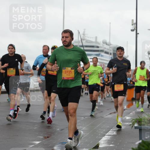 13.09.2026 - Kiel Lauf Andreas Tolksdorf http://msf.ph/oto/10401506 13.09.2026 10:59:39 Kiellinie 38, 7263, 4, 2395, 988, 38, 3721, 9631 meine-sportfotos.de
