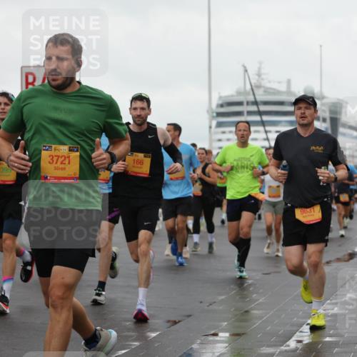 13.09.2026 - Kiel Lauf Andreas Tolksdorf http://msf.ph/oto/10401515 13.09.2026 10:59:40 Kiellinie 2395, 3451, 38, 3721, 1, 39, 166, 9631 meine-sportfotos.de