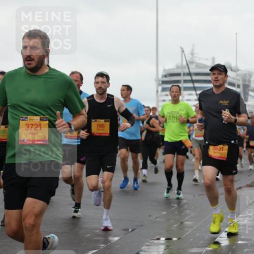 13.09.2026 - Kiel Lauf Andreas Tolksdorf http://msf.ph/oto/10401517 13.09.2026 10:59:40 Kiellinie 3451, 395, 38, 3721, 166, 9631 meine-sportfotos.de