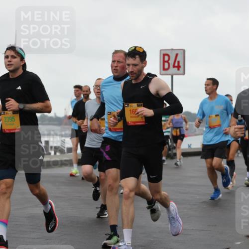 13.09.2026 - Kiel Lauf Andreas Tolksdorf http://msf.ph/oto/10401542 13.09.2026 10:59:41 Kiellinie 345, 38, 2395, 38, 16, 4, 9631 meine-sportfotos.de