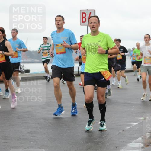 13.09.2026 - Kiel Lauf Andreas Tolksdorf http://msf.ph/oto/10401545 13.09.2026 10:59:42 Kiellinie 12292, 39, 160, 42, 195, 428 meine-sportfotos.de
