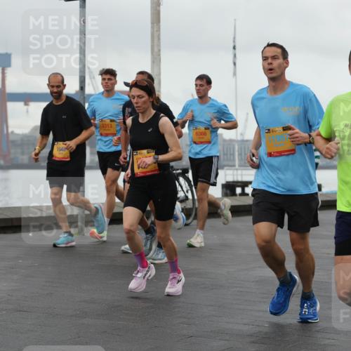 13.09.2026 - Kiel Lauf Andreas Tolksdorf http://msf.ph/oto/10401561 13.09.2026 10:59:43 Kiellinie 18, 60, 1548, 3313, 6366, 38, 11957, 42, 195, 8428 meine-sportfotos.de