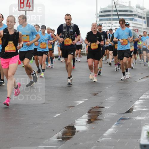 13.09.2026 - Kiel Lauf Andreas Tolksdorf http://msf.ph/oto/10401579 13.09.2026 10:59:54 Kiellinie 39, 02, 4, 1597, 5364, 9754, 2517, 448, 043, 3 meine-sportfotos.de