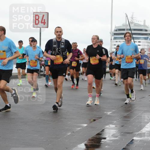 13.09.2026 - Kiel Lauf Andreas Tolksdorf http://msf.ph/oto/10401594 13.09.2026 10:59:55 Kiellinie 1, 39, 102, 1597, 4, 517, 53645, 3610, 448, 3043, 3 meine-sportfotos.de