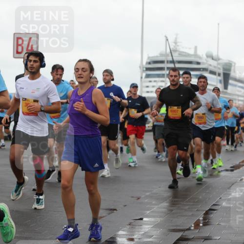 13.09.2026 - Kiel Lauf Andreas Tolksdorf http://msf.ph/oto/10401629 13.09.2026 10:59:58 Kiellinie 1, 39, 4245, 36, 38, 6907, 7680, 34, 552 meine-sportfotos.de
